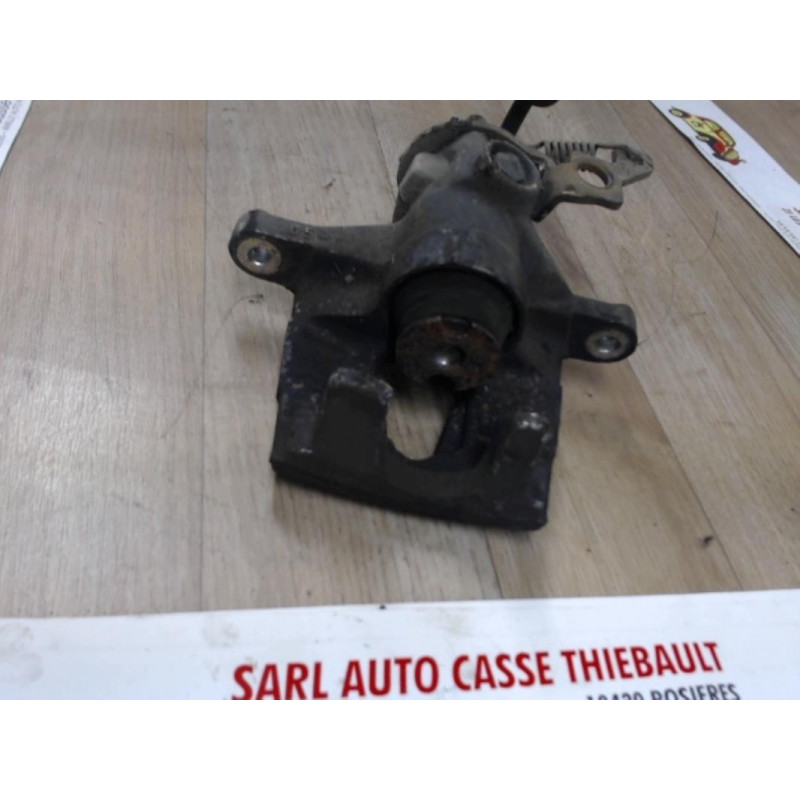 Etrier arriere gauche (freinage) FORD  d’occasion