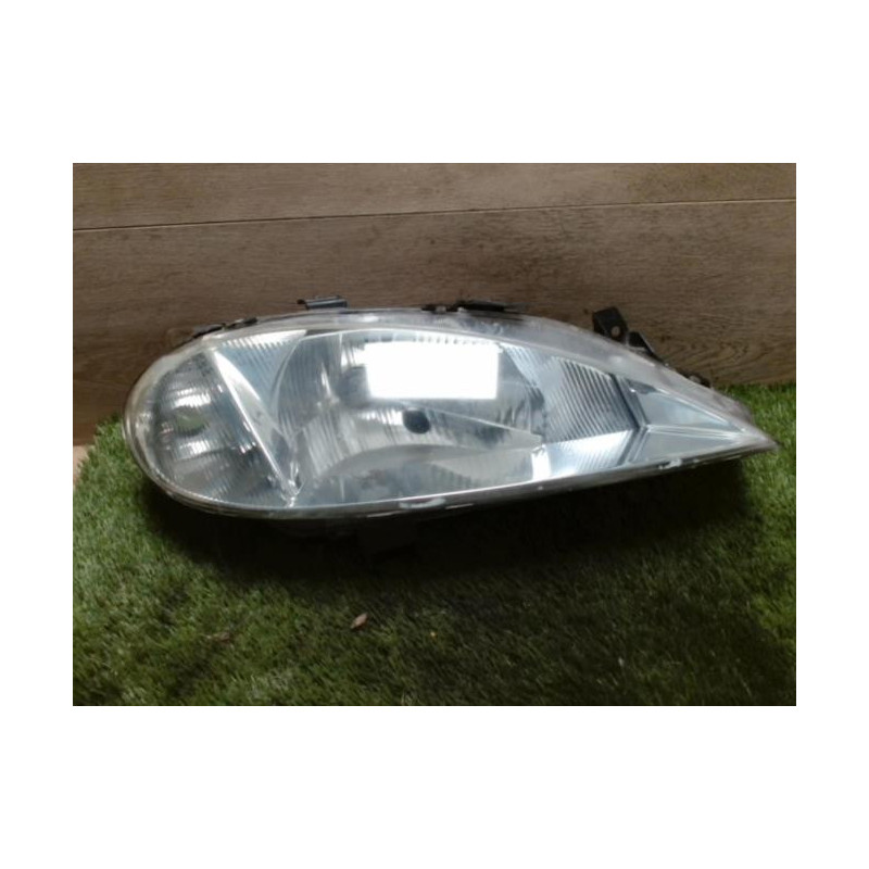 Optique avant principal droit (feux)(phare) CITROEN XSARA PICASSO PHASE 2 d’occasion