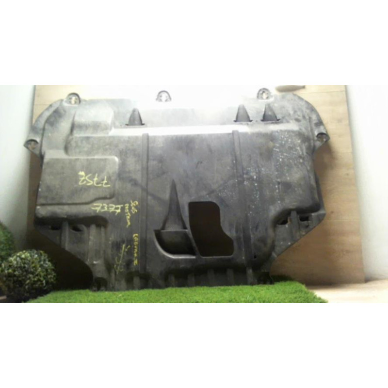 Cache sous moteur RENAULT LAGUNA 2 PHASE 2 d’occasion