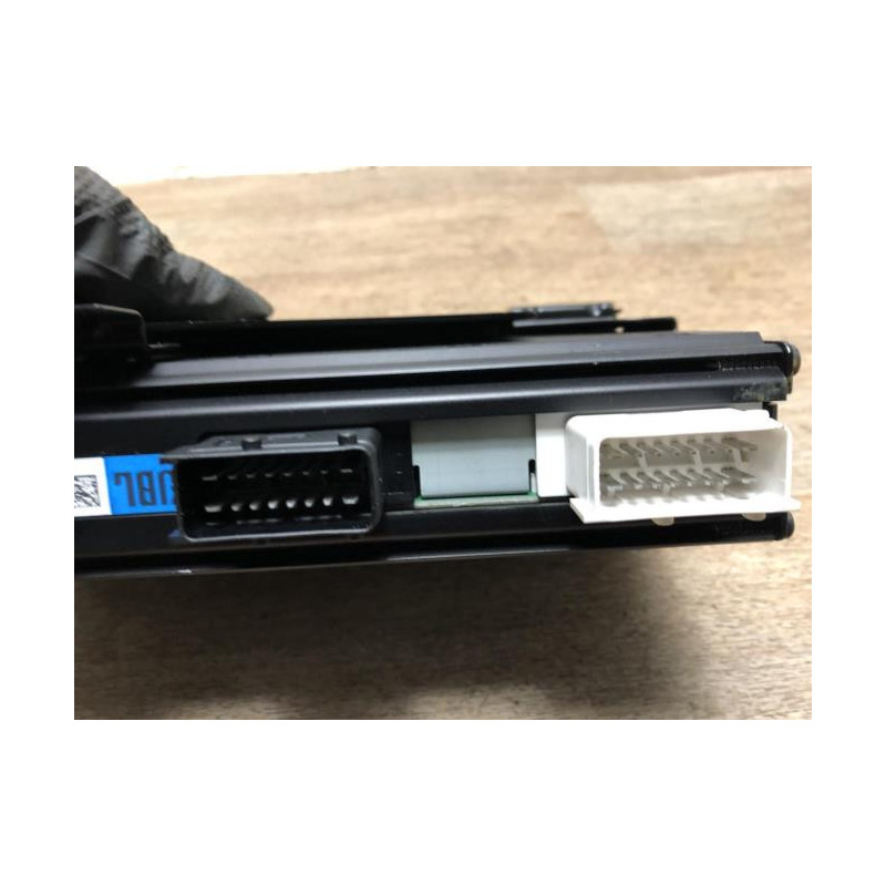 Amplificateur audio PEUGEOT 407 COUPE d’occasion