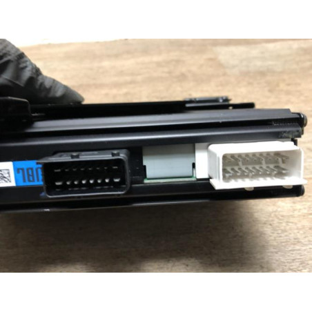 Amplificateur audio PEUGEOT 407 COUPE d’occasion