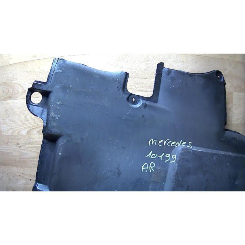 Cache sous moteur MERCEDES CLASSE C 202 PHASE 1 d’occasion