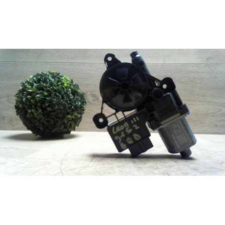 Moteur leve vitre arriere droit SEAT LEON 3 PHASE 1 d’occasion