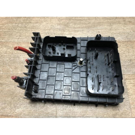 Porte fusible AUDI A3 2 PHASE 1 d’occasion