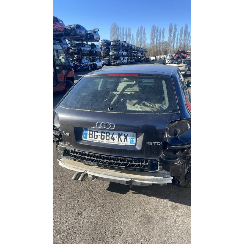 Porte fusible AUDI A3 2 PHASE 1 d’occasion