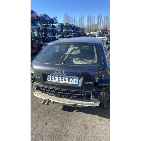 Porte fusible AUDI A3 2 PHASE 1 d’occasion