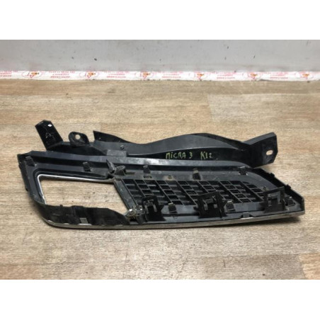 Grille de calandre gauche NISSAN MICRA 3 PHASE 3 d’occasion