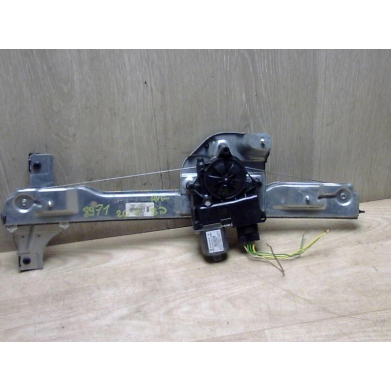 Leve vitre electrique avant gauche PEUGEOT 208 1 PHASE 2 d’occasion