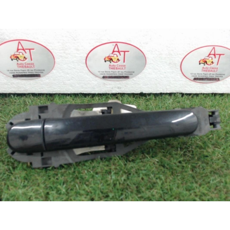 Poignee porte arriere gauche VOLKSWAGEN POLO IV (9N3) PHASE 2 d’occasion