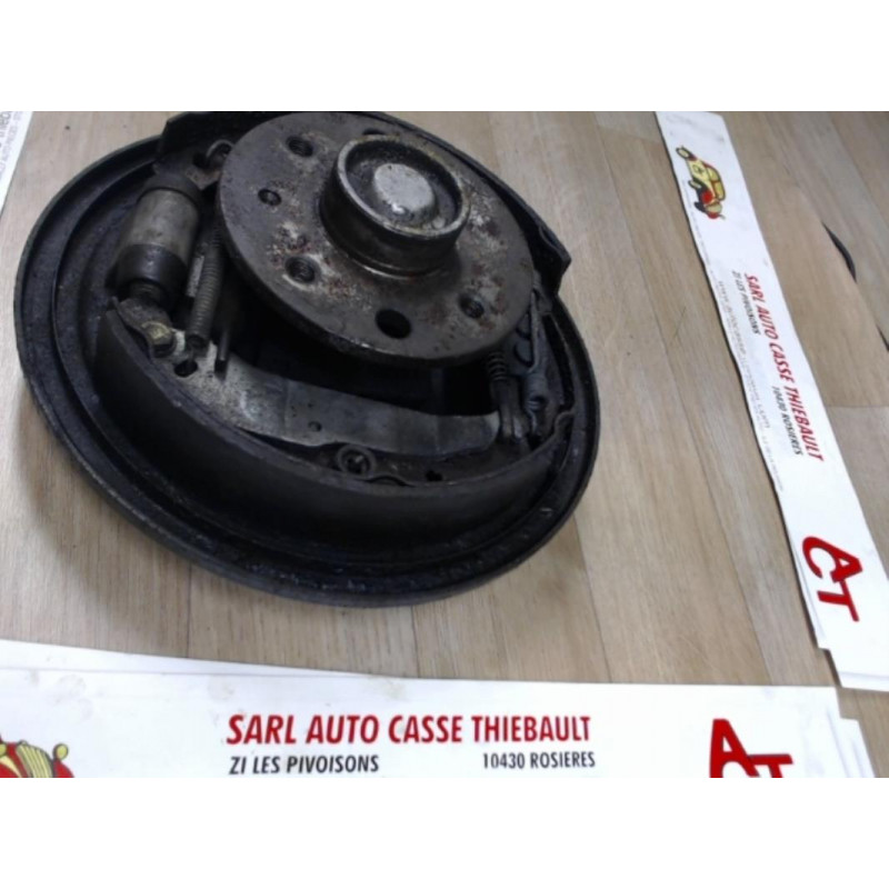 Moyeu arriere droit OPEL ASTRA (F) BREAK d’occasion
