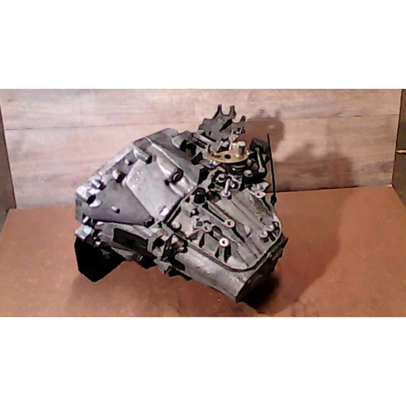 Boite de vitesses PEUGEOT 407 PHASE 1 BREAK d’occasion