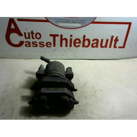 Etrier avant gauche (freinage) VOLKSWAGEN NEW BEETLE HAYON (9C1/9G1) 2.0 d’occasion