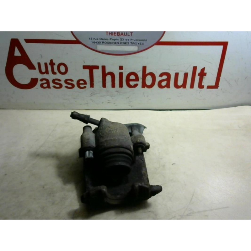 Etrier avant gauche (freinage) VOLKSWAGEN GOLF III d’occasion