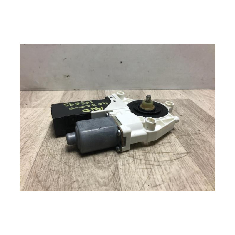 Moteur leve vitre avant droit PEUGEOT 407 COUPE d’occasion