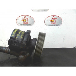 Pompe de direction RENAULT LAGUNA I PHASE 1 d’occasion