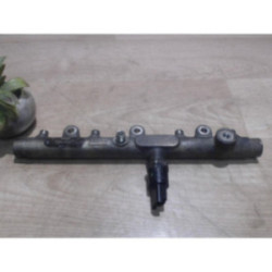 Rampe injection PEUGEOT 206 PHASE 1 d’occasion