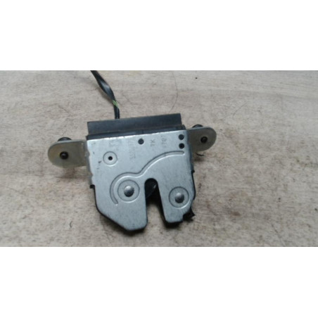Serrure de coffre OPEL CORSA D PHASE 1 d’occasion