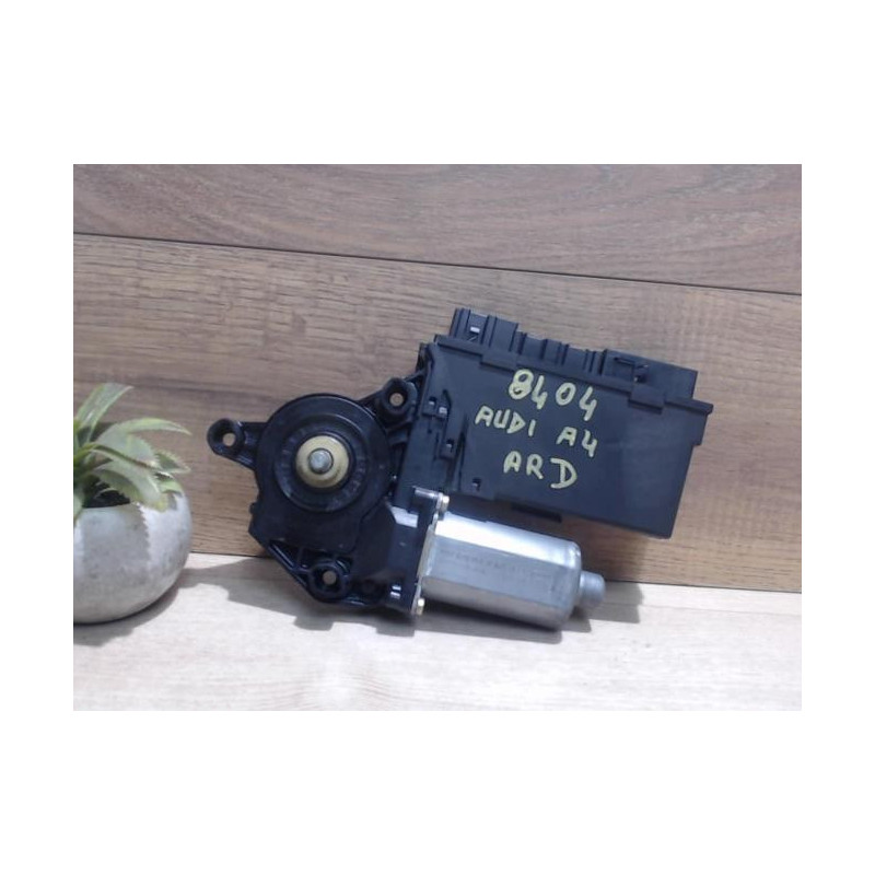 Moteur leve vitre arriere droit AUDI A4 2 PHASE 1 d’occasion