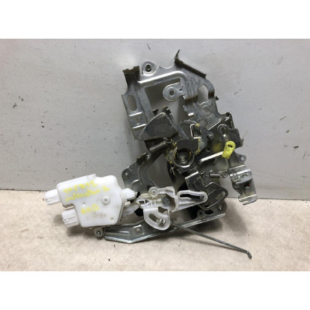 Serrure de porte de coffre droite NISSAN INTERSTAR 2 d’occasion