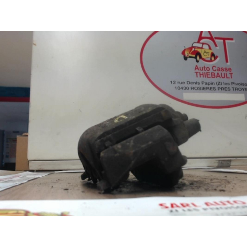 Etrier avant droit (freinage) OPEL  d’occasion