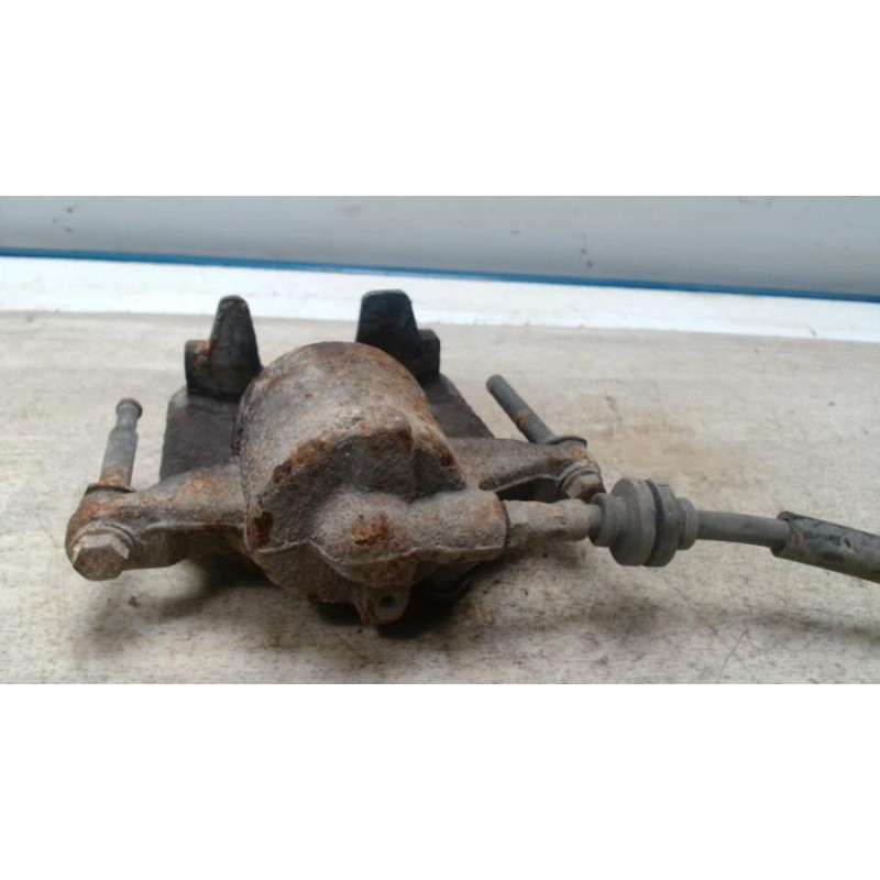 Etrier avant gauche (freinage) OPEL CORSA D PHASE 1 d’occasion