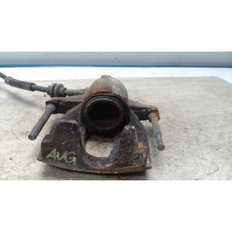 Etrier avant gauche (freinage) OPEL CORSA D PHASE 1 d’occasion