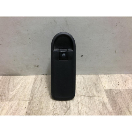 Interrupteur de leve vitre avant droit DACIA DUSTER 1 PHASE 2 d’occasion