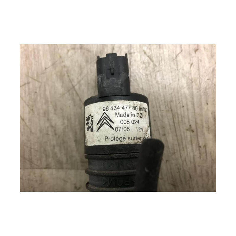 Pompe lave glace avant PEUGEOT 407 COUPE d’occasion