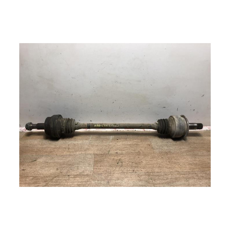 Cardan arriere gauche (transmission) MERCEDES CLASSE E 211 PHASE 1 d’occasion