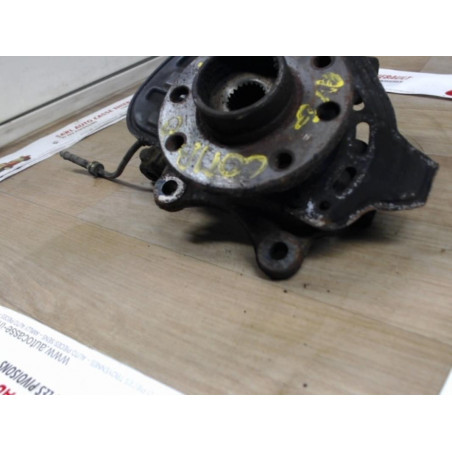 Fusee avant gauche OPEL  d’occasion