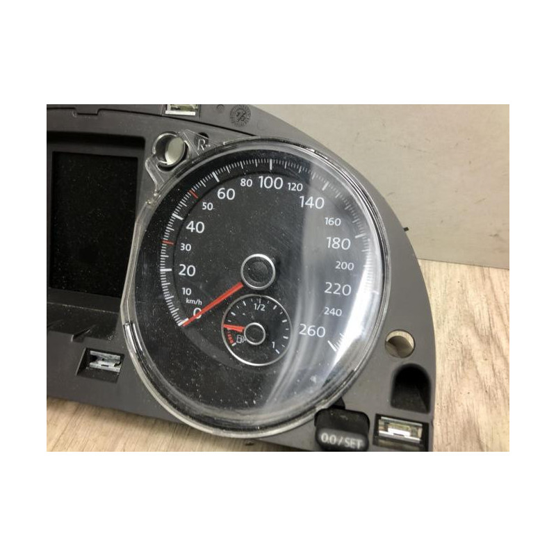 Compteur VOLKSWAGEN PASSAT 6 BREAK d’occasion