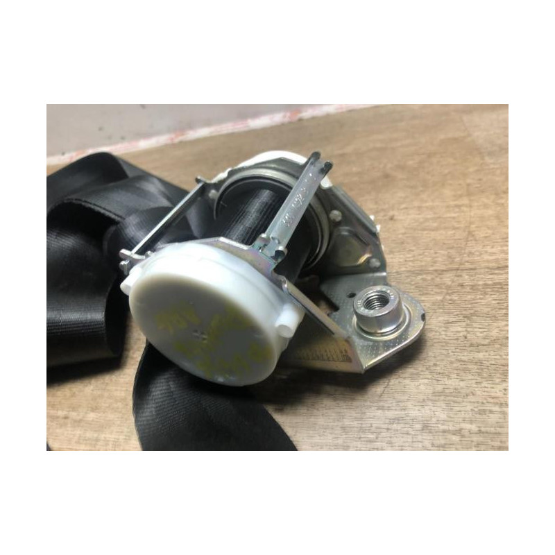Ceinture arriere gauche VOLKSWAGEN PASSAT 6 BREAK d’occasion