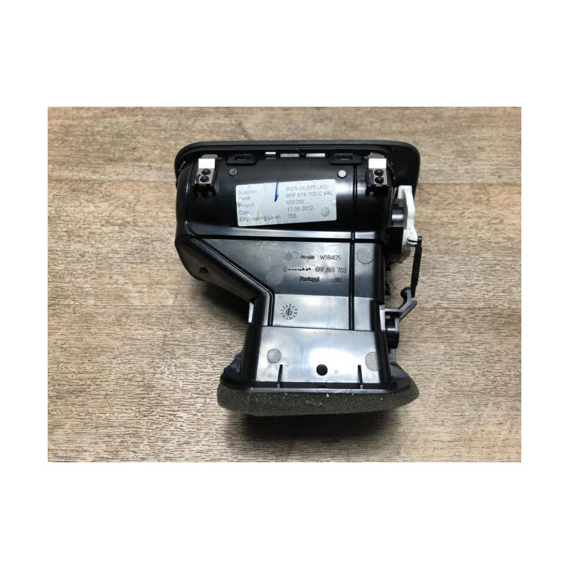 Aerateur tableau de bord avant gauche VOLKSWAGEN POLO 5 PHASE 1 d’occasion