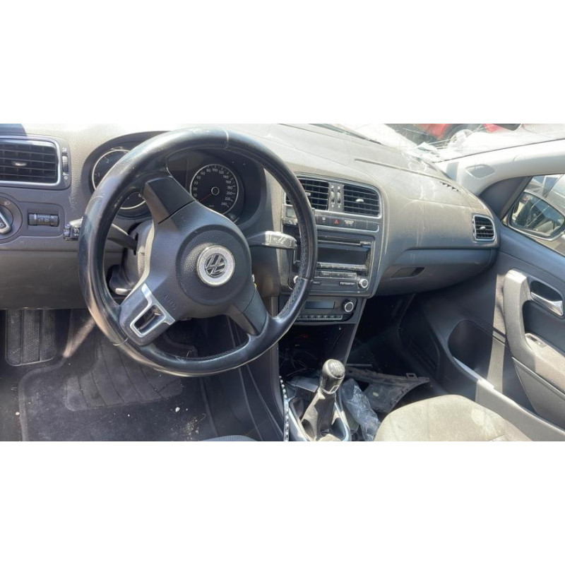 Autoradio d'origine VOLKSWAGEN POLO 5 PHASE 1 d’occasion