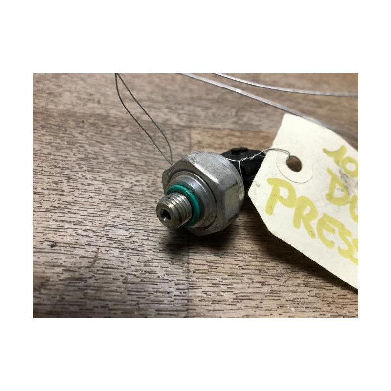 Pressostat de climatisation DACIA DUSTER 1 PHASE 2 d’occasion