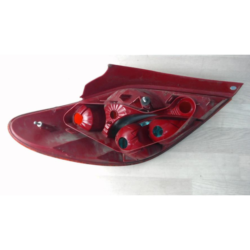 Feu arriere principal droit (feux) PEUGEOT 207 PHASE 2 d’occasion