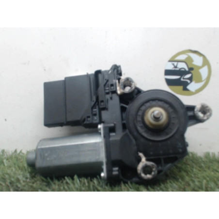 Moteur leve vitre arriere droit VOLKSWAGEN GOLF PLUS PHASE 1 d’occasion