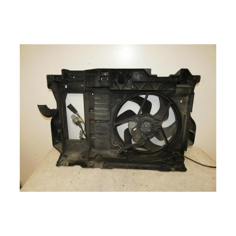 Armature avant, Masque avant PEUGEOT 407 PHASE 1 d’occasion