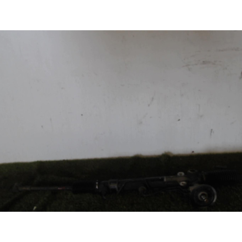 Cremaillere assistee HYUNDAI TRAJET d’occasion
