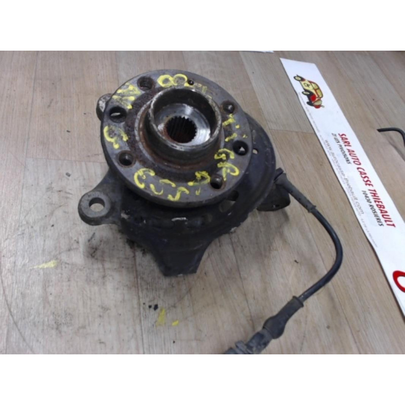 Fusee avant gauche OPEL TIGRA d’occasion