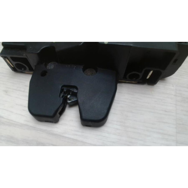 Serrure de coffre CITROEN C3 1 PHASE 1 d’occasion