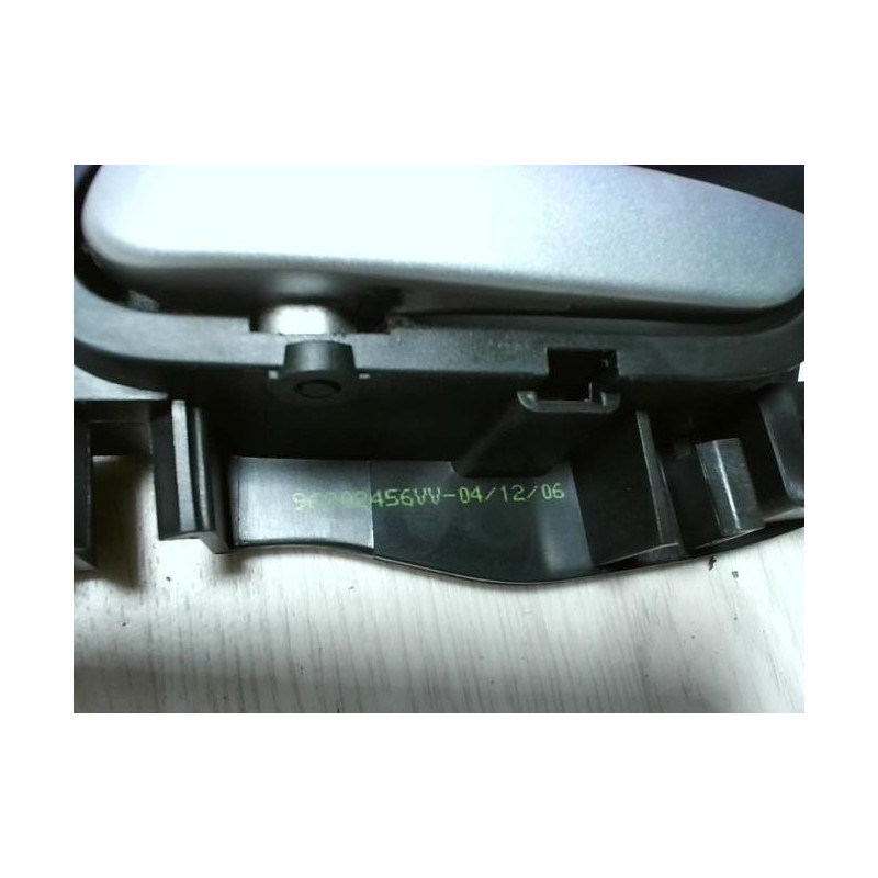Poignee interieur arriere gauche PEUGEOT 207 PHASE 2 d’occasion