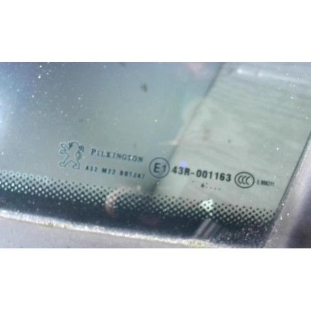 Custode avant gauche (porte) PEUGEOT 207 PHASE 2 d’occasion