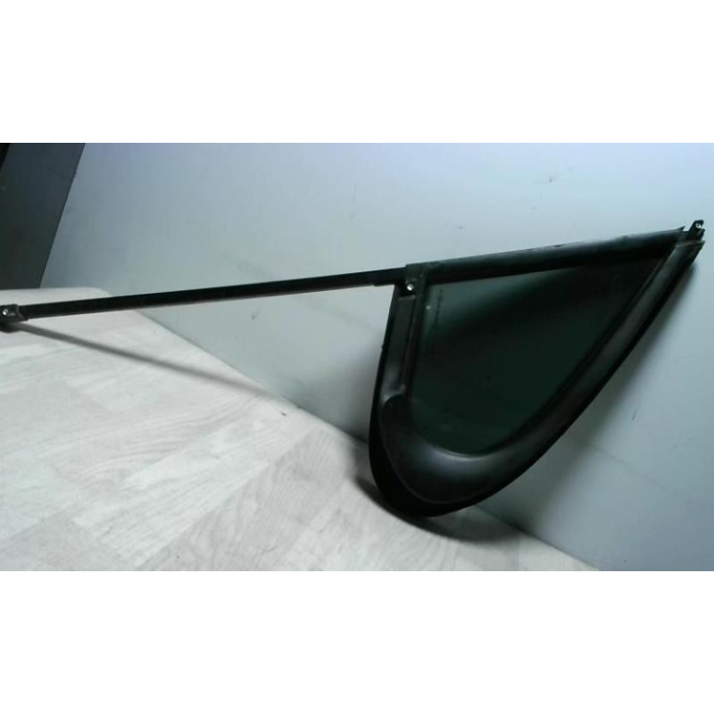 Custode avant gauche (porte) PEUGEOT 207 PHASE 2 d’occasion
