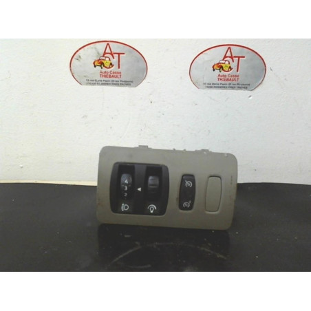 Commande de phare RENAULT CLIO III PHASE 1 d’occasion