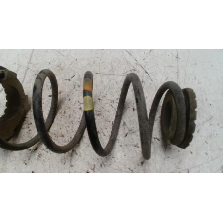 Ressort de suspension arriere gauche FIAT GRANDE PUNTO d’occasion