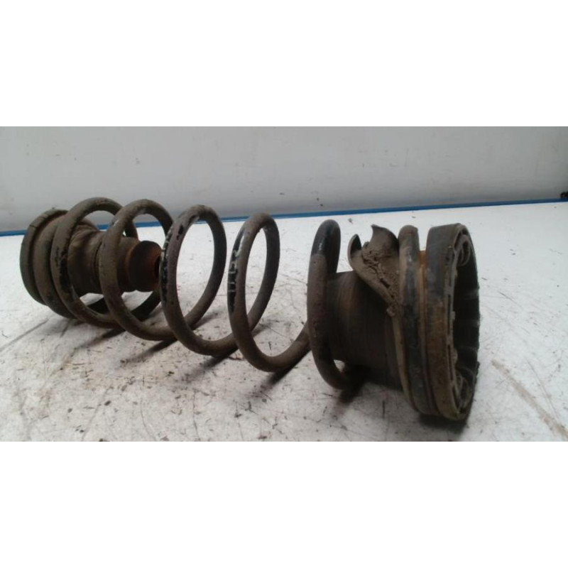 Ressort de suspension arriere droit CITROEN DS5 PHASE 1 d’occasion