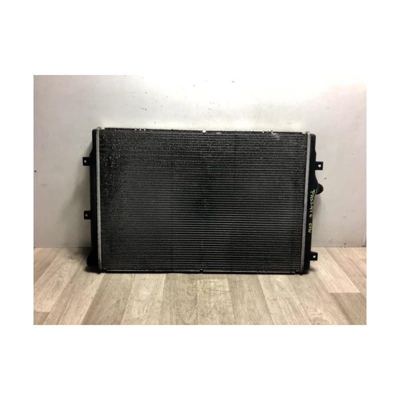 Radiateur eau VOLKSWAGEN PASSAT 6 BREAK d’occasion