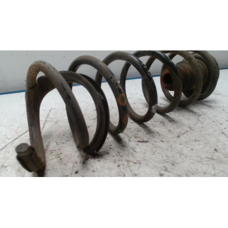 Ressort de suspension arriere gauche CITROEN DS5 PHASE 1 d’occasion