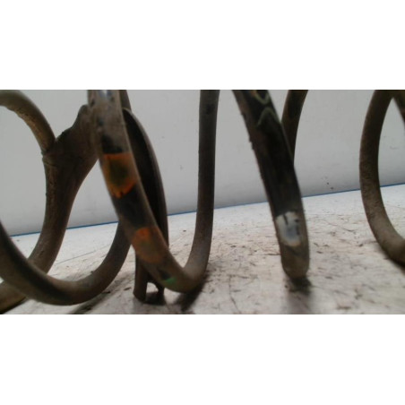 Ressort de suspension arriere gauche CITROEN DS5 PHASE 1 d’occasion